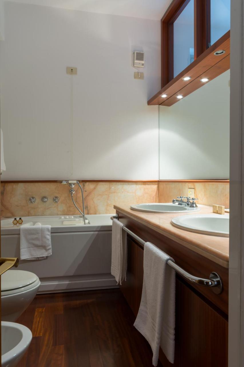 Brera 27 Suite Milão Exterior foto